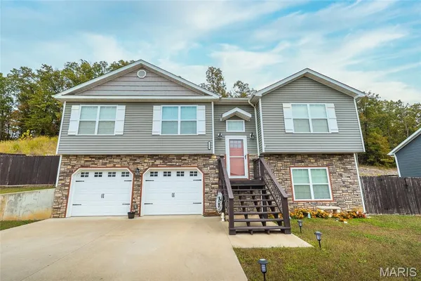 $320,000 | 21005 Halifax Drive, St. Robert, MO 65584
