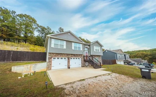 $315,000 | 21005 Halifax Drive, St. Robert, MO 65584