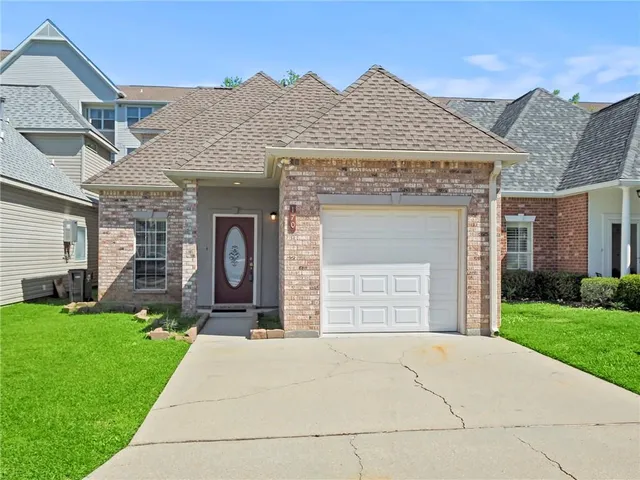 $1,950 | 170 Emerald Oaks Drive, Covington, LA 70433