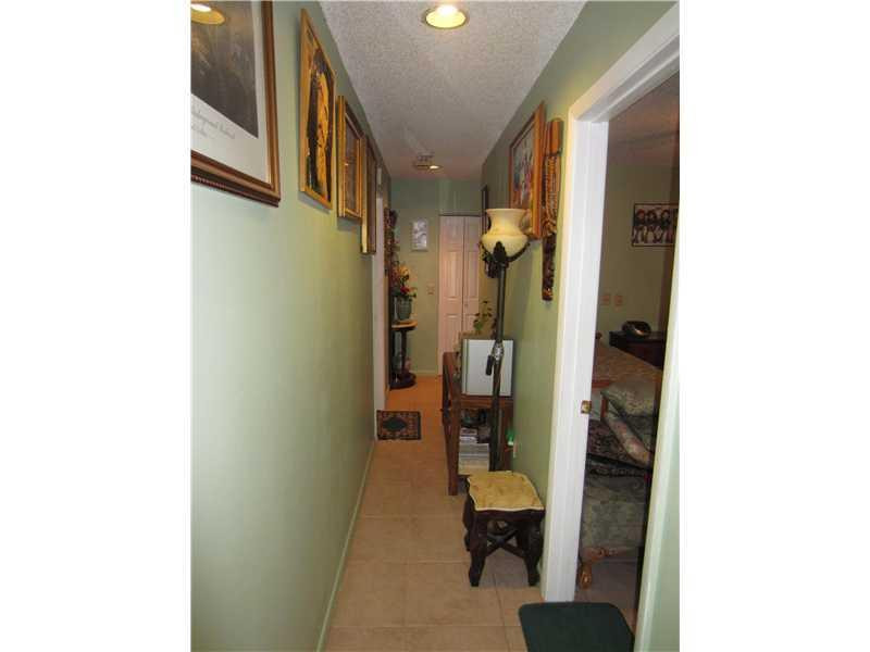 5221 Gate Lake Road, Unit 5221 Tamarac, FL 33319 - Photo 8 of 10 Exterior Front