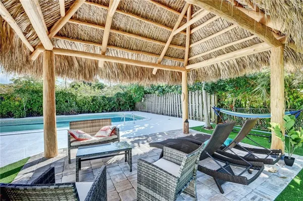 $7,250 | 10 South Swinton Circle, Delray Beach, FL 33444