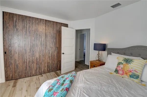 $7,250 | 10 South Swinton Circle, Delray Beach, FL 33444