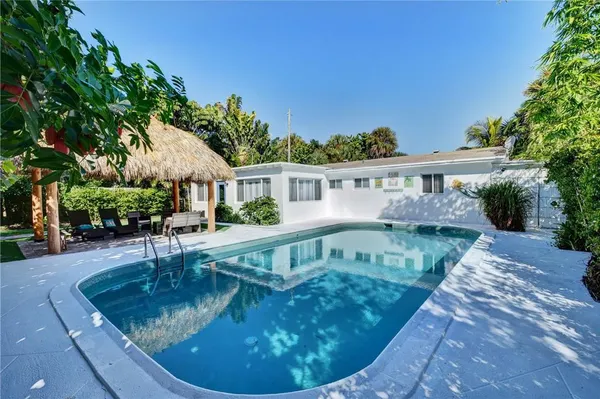 $7,250 | 10 South Swinton Circle, Delray Beach, FL 33444