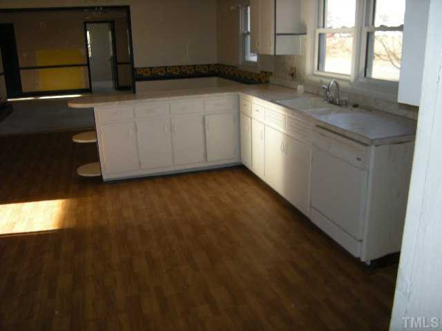 890 Landmark Road Angier, NC 27501 - Photo 2 of 8 Kitchen