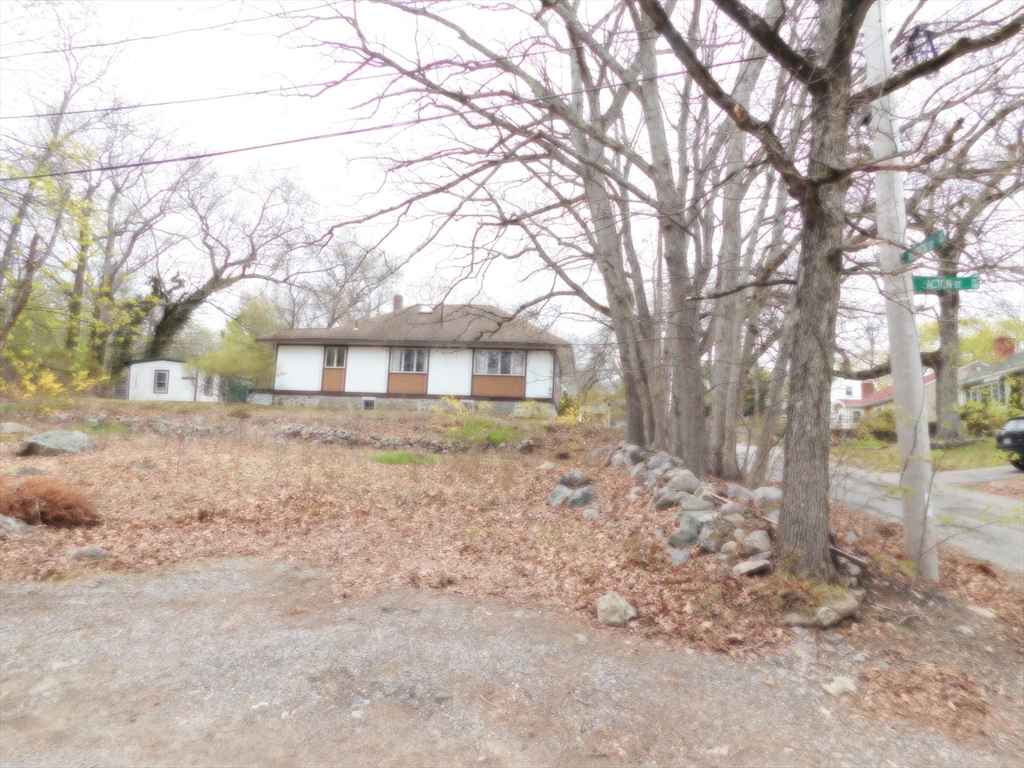 22 Vernon Street Boston, MA 02136 - Photo 22 of 24