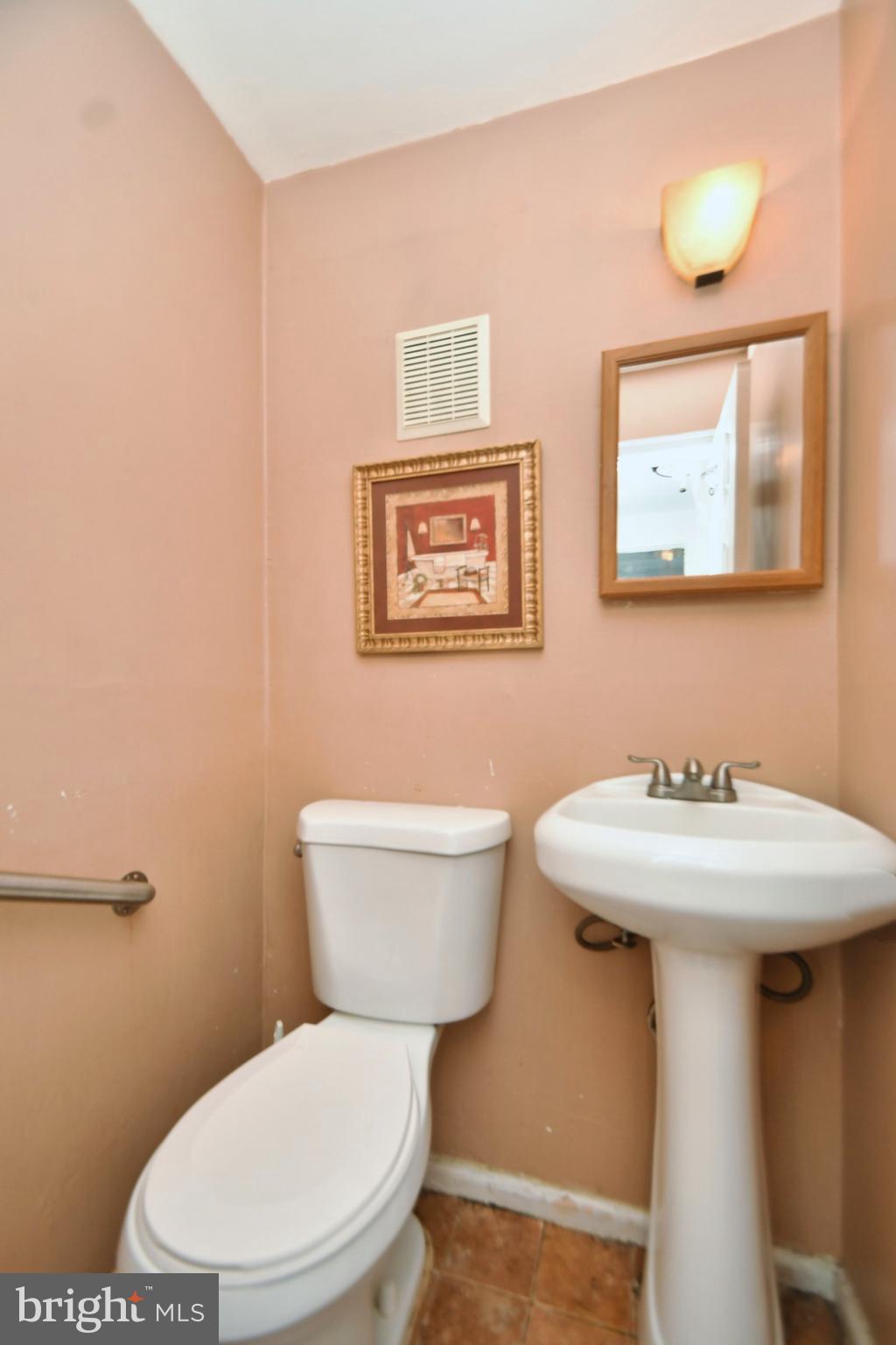 3402 Tulsa Road Baltimore, MD 21207 - Photo 8 of 38 Main Floor Half Bath
