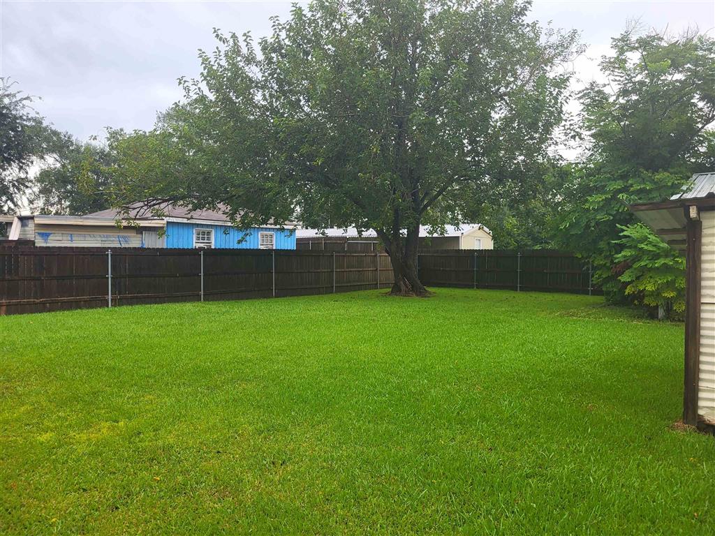 709 Alan Road Lake Charles, LA 70607 - Photo 3 of 6 Gallery Image 3