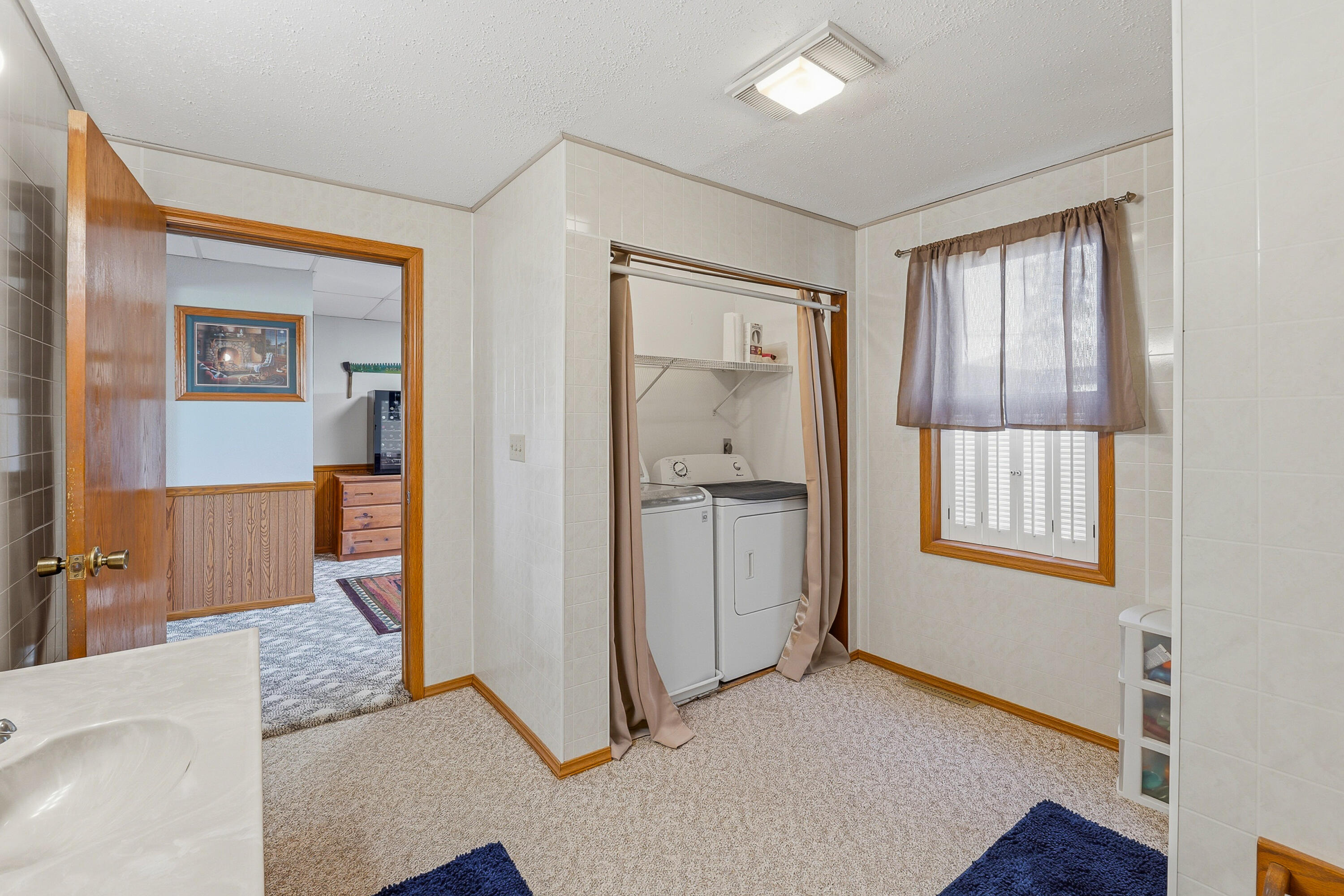 N9306 Highway 42 Herman, WI 53015 - Photo 16 of 43 Main Level Full Bath with Laundry