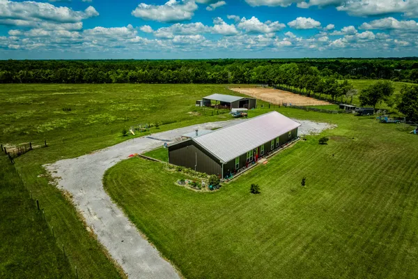 $699,900 | 1850 Lcr 439, Mexia, TX 76667