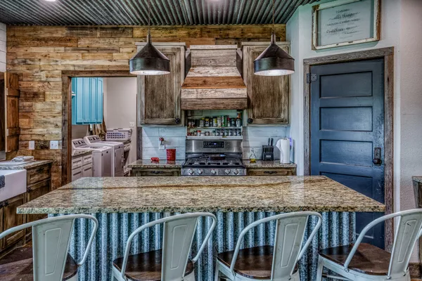 $699,900 | 1850 Lcr 439, Mexia, TX 76667