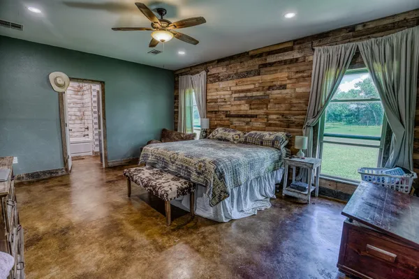 $699,900 | 1850 Lcr 439, Mexia, TX 76667