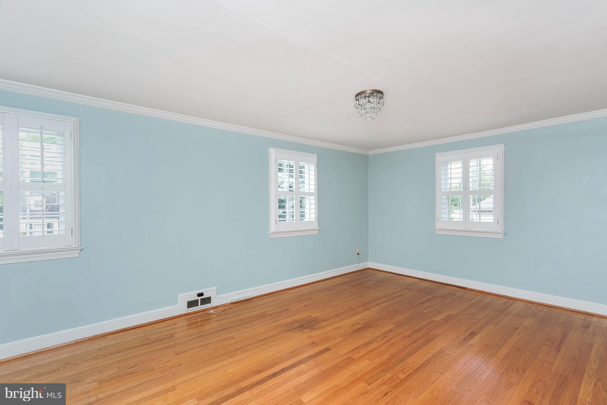 500 Joppa Road West Baltimore, MD 21204 - Photo 22 of 30 Bedroom 3