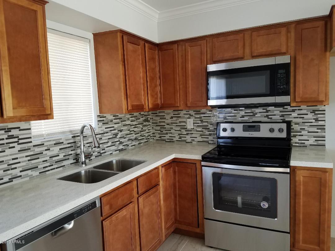408 West Ardmore Road Phoenix, AZ 85041 - Photo 5 of 12 408 Kitchen main