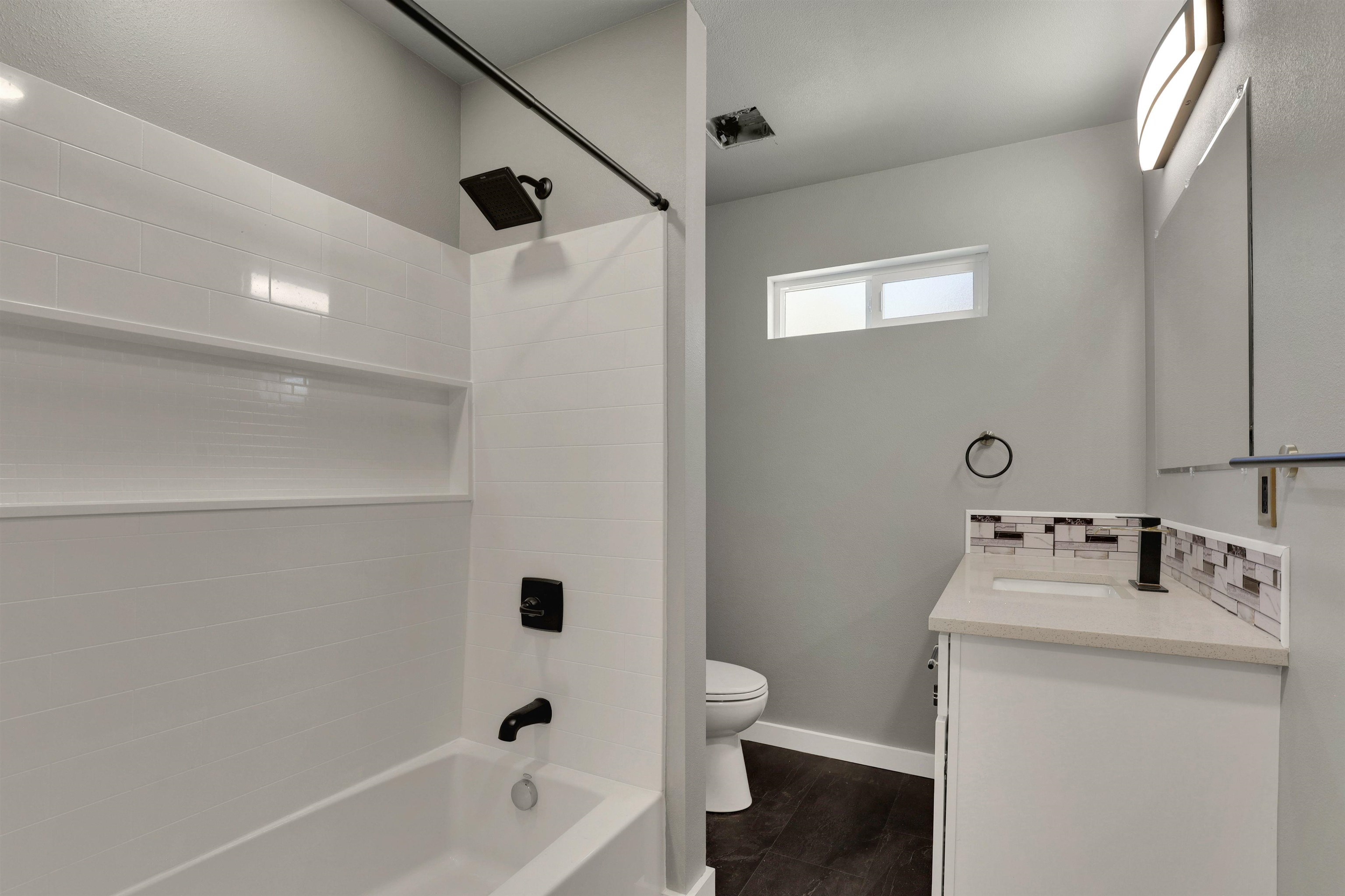 4326 North Maple Street Spokane, WA 99205 - Photo 17 of 49