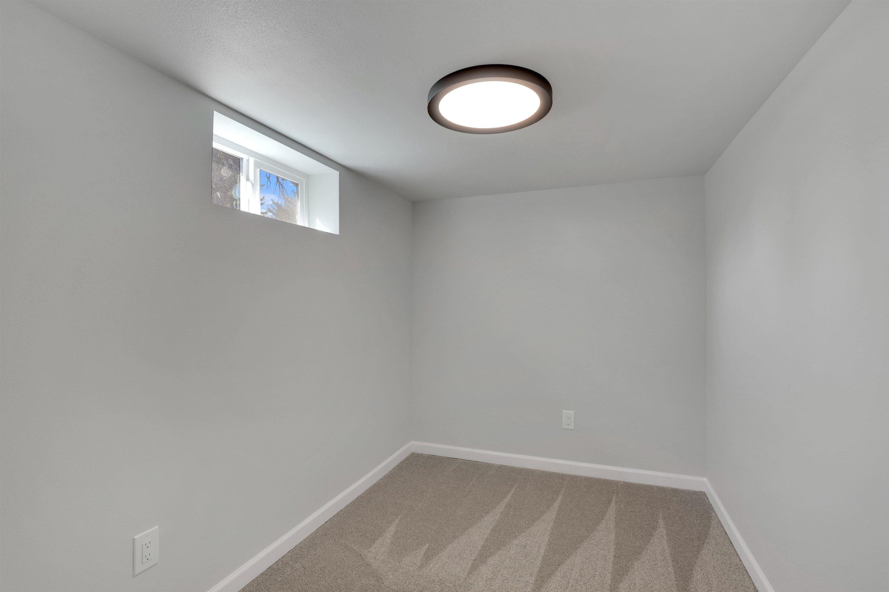 4326 North Maple Street Spokane, WA 99205 - Photo 29 of 49