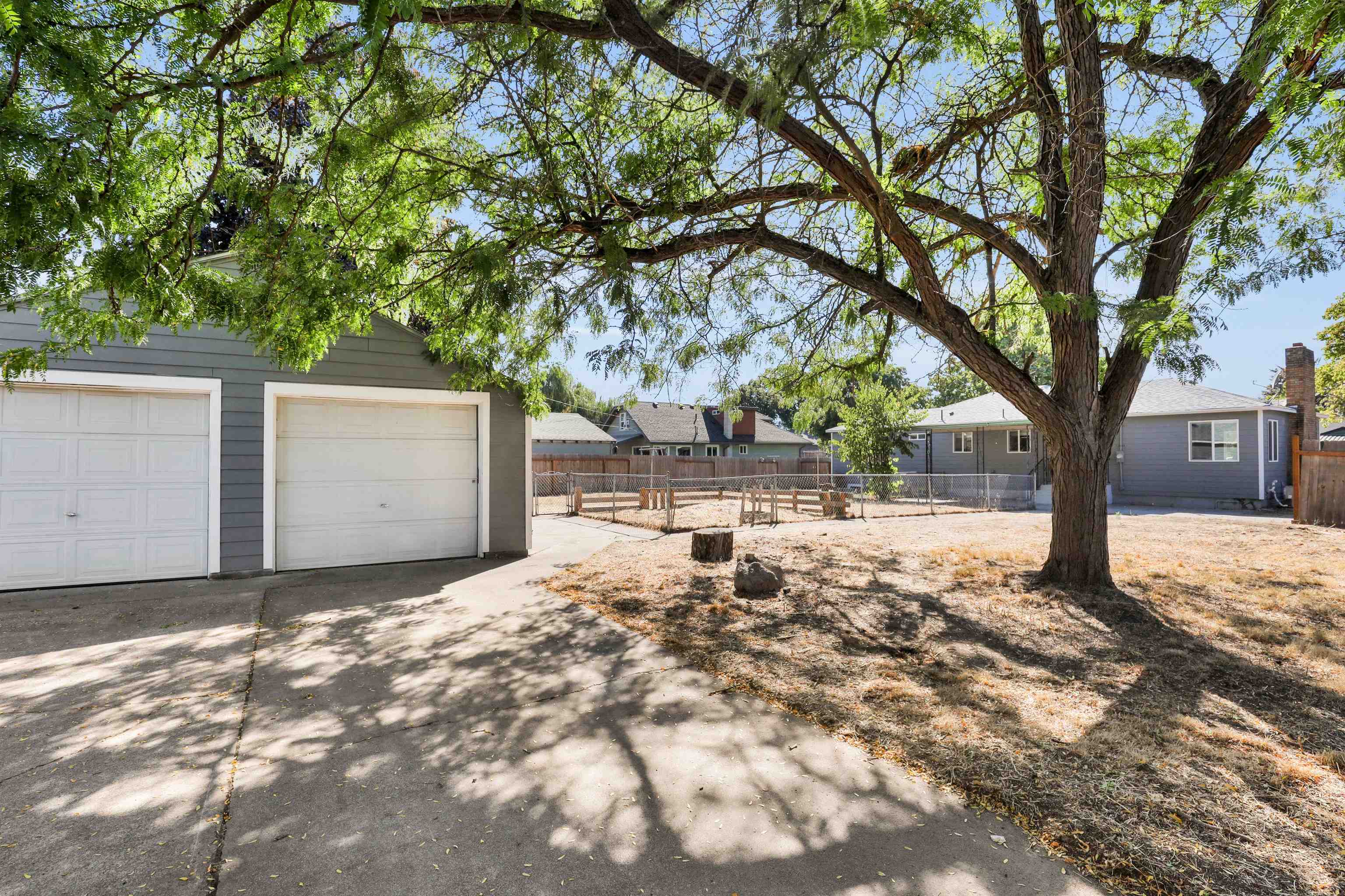 4326 North Maple Street Spokane, WA 99205 - Photo 33 of 49