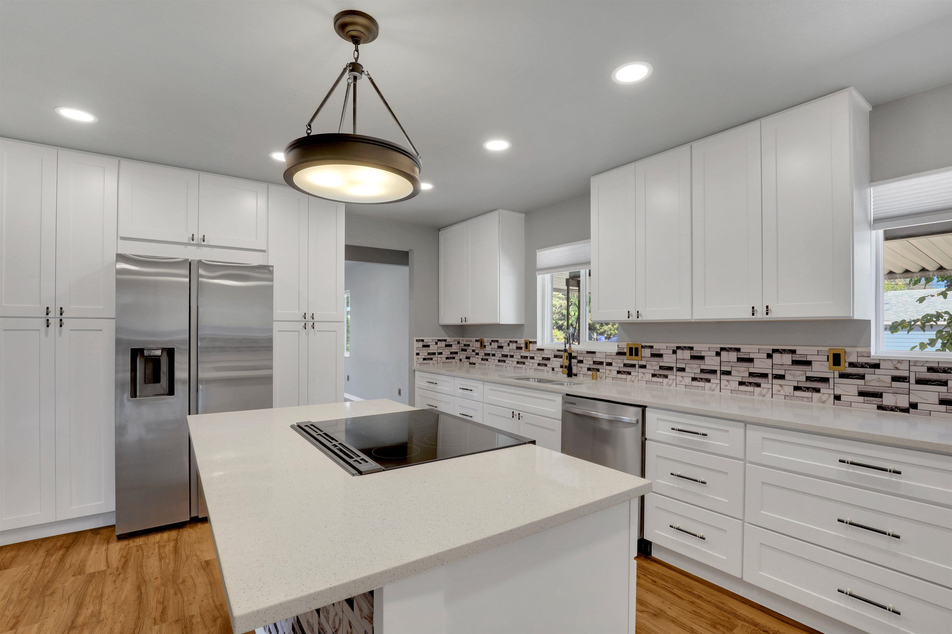 4326 North Maple Street Spokane, WA 99205 - Photo 8 of 49