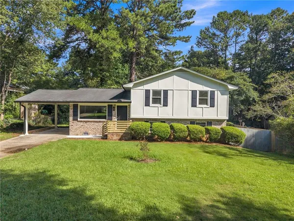 $239,000 | 170 Peachtree Court, Riverdale, GA 30274
