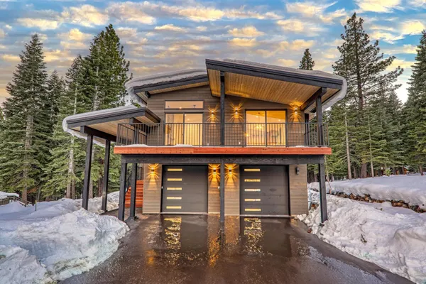 $2,369,000 | 13719 Pathway Avenue, Truckee, CA 96161