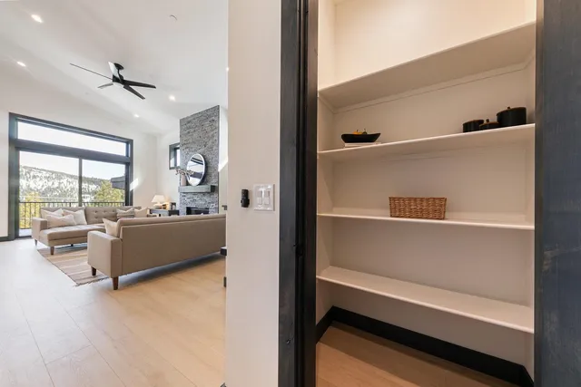 $2,395,000 | 13719 Pathway Avenue, Truckee, CA 96161