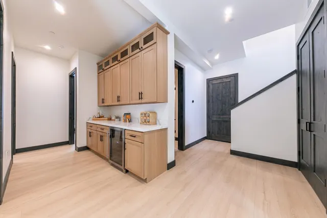 $2,395,000 | 13719 Pathway Avenue, Truckee, CA 96161