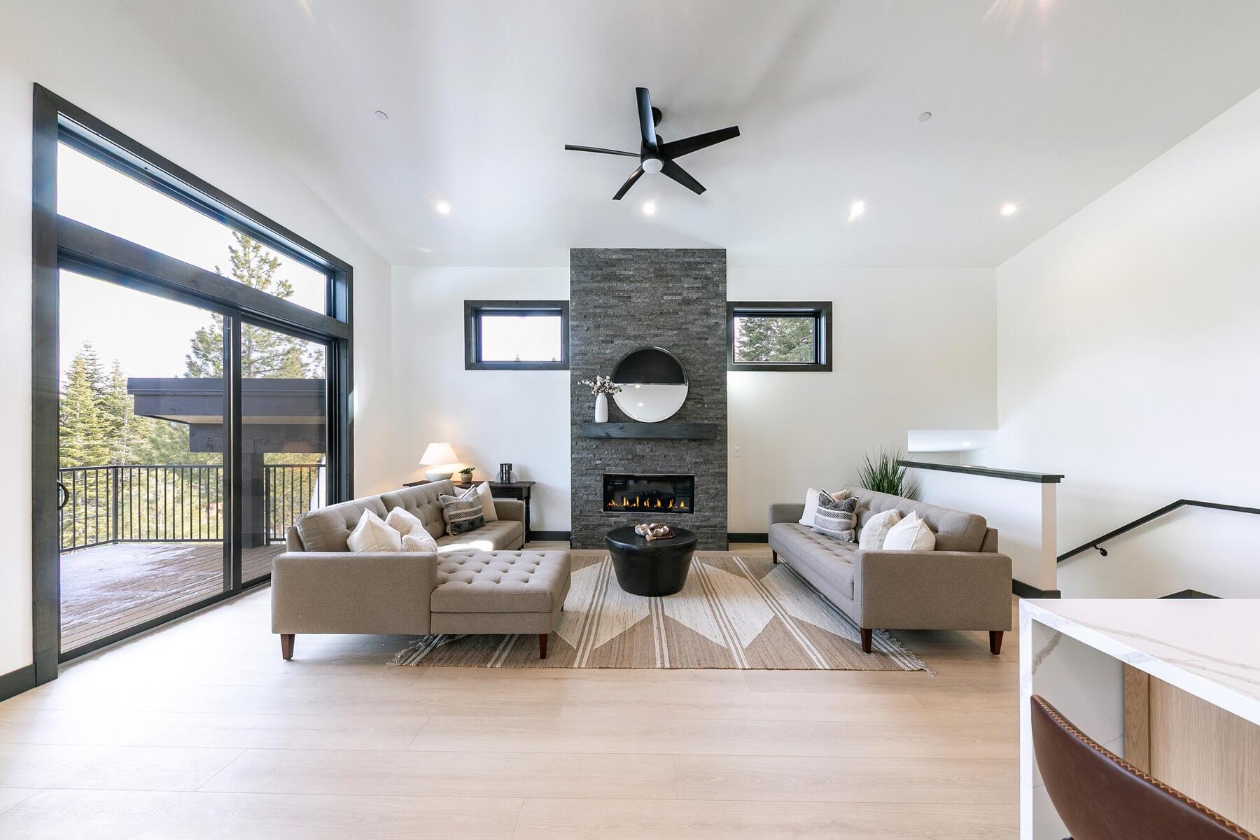 13719 Pathway Avenue Truckee, CA 96161 - Photo 5 of 27