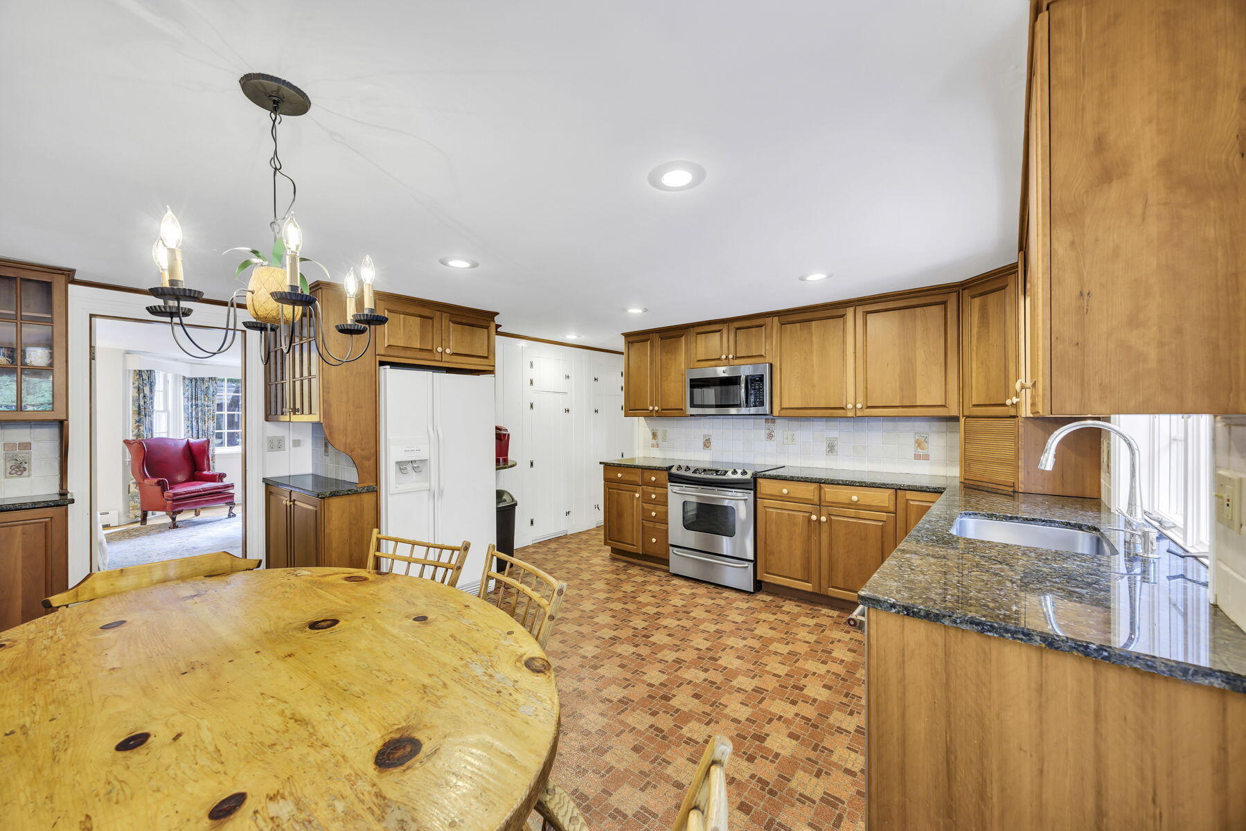 473 Davisville Road East Falmouth, MA 02536 - Photo 9 of 41 a very nice looking kitchen with a large window
