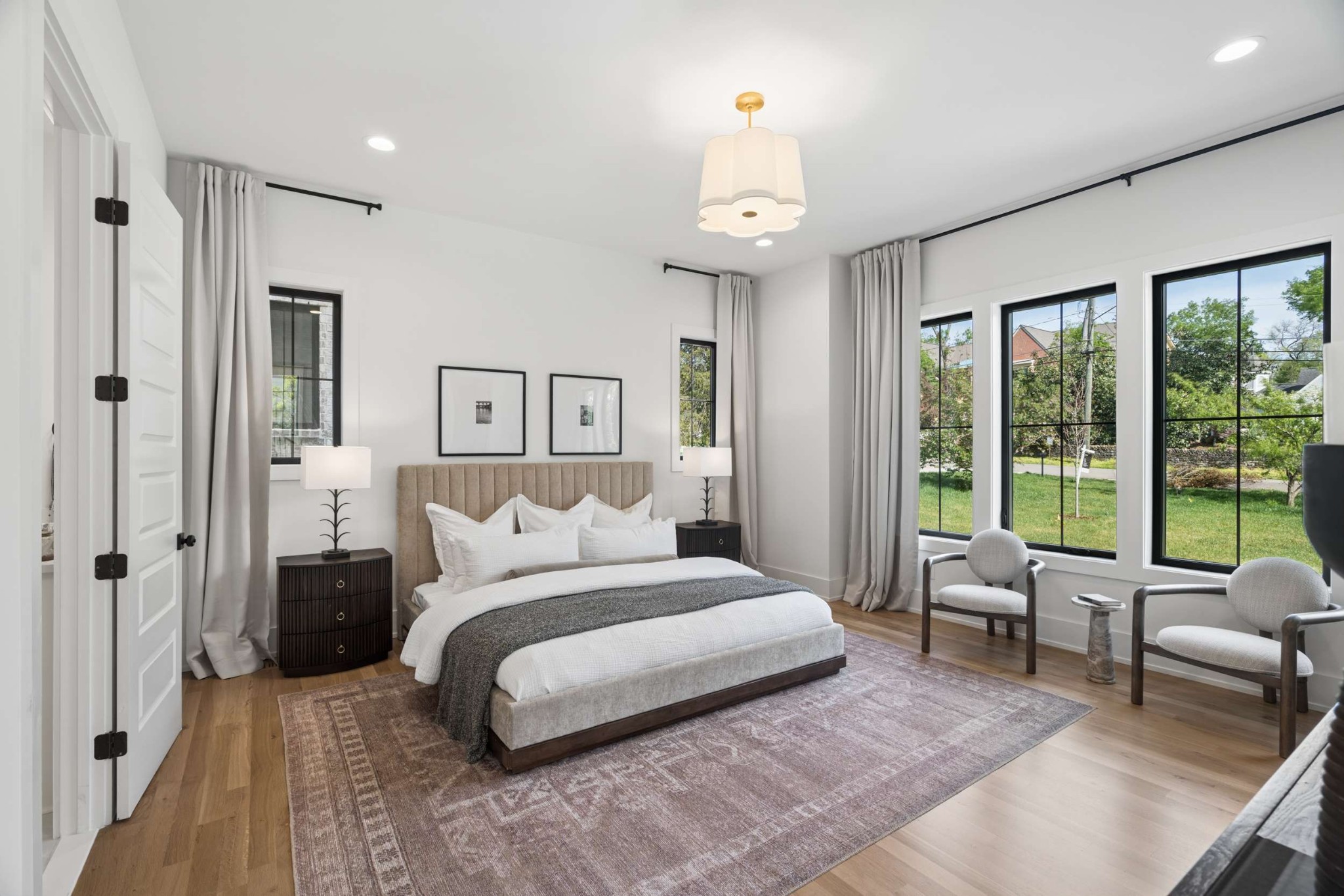 4209 B Kirtland Road Nashville, TN 37215 - Photo 24 of 69 a spacious bedroom with a bed and a large window