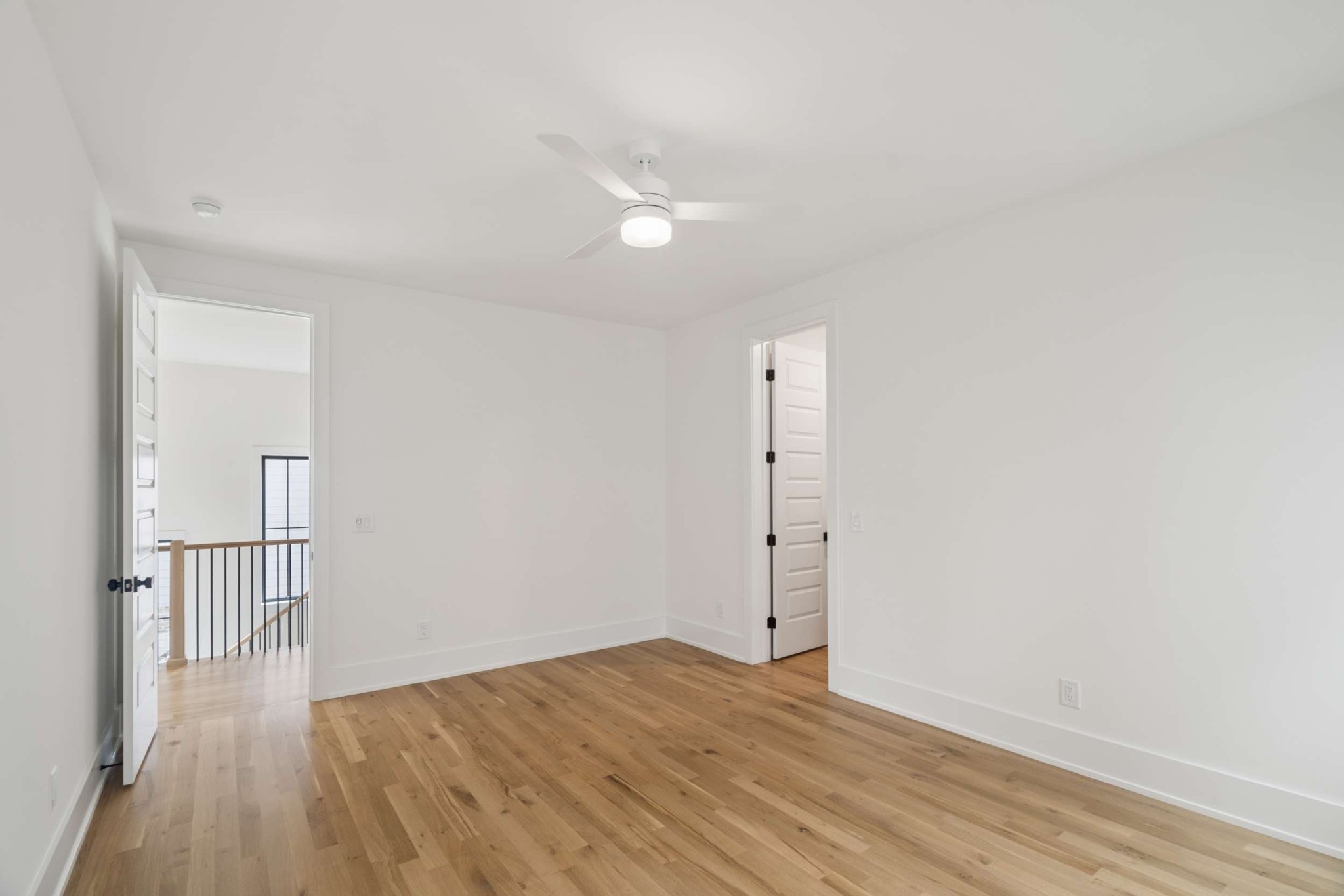 4209 B Kirtland Road Nashville, TN 37215 - Photo 41 of 69 a view of empty room with wooden floor