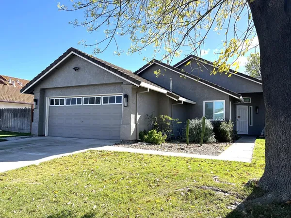 $579,000 | 462 Chablis Way, Manteca, CA 95337