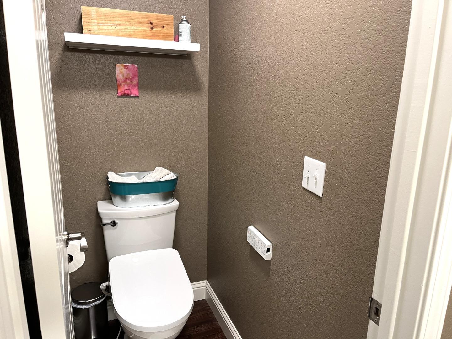 462 Chablis Way Manteca, CA 95337 - Photo 16 of 27