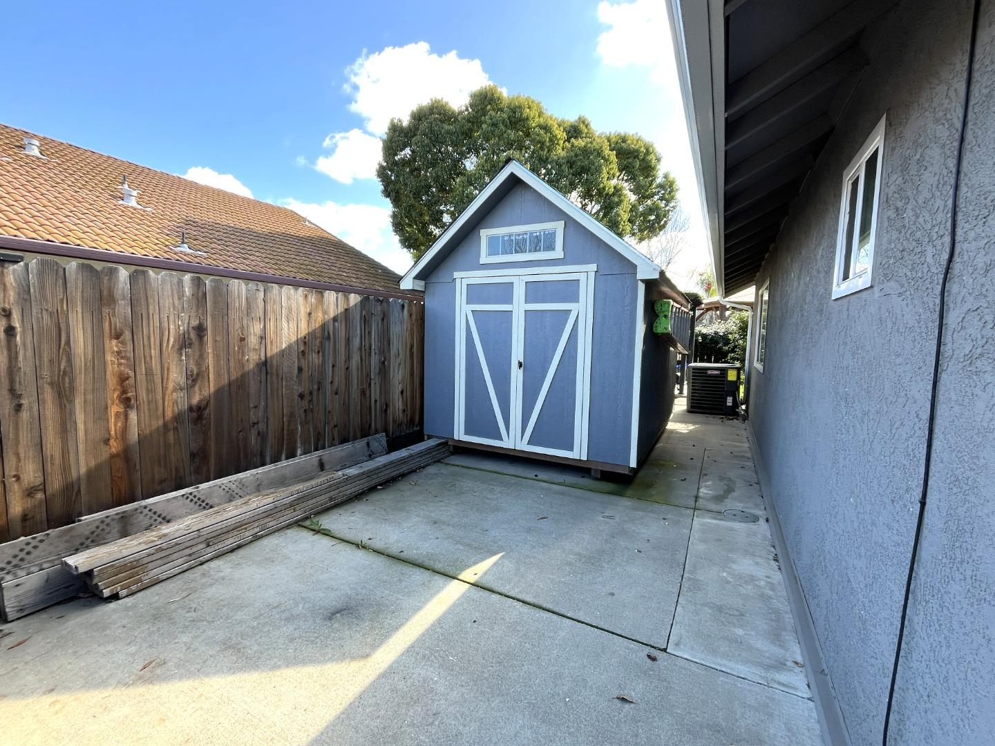 462 Chablis Way Manteca, CA 95337 - Photo 25 of 27