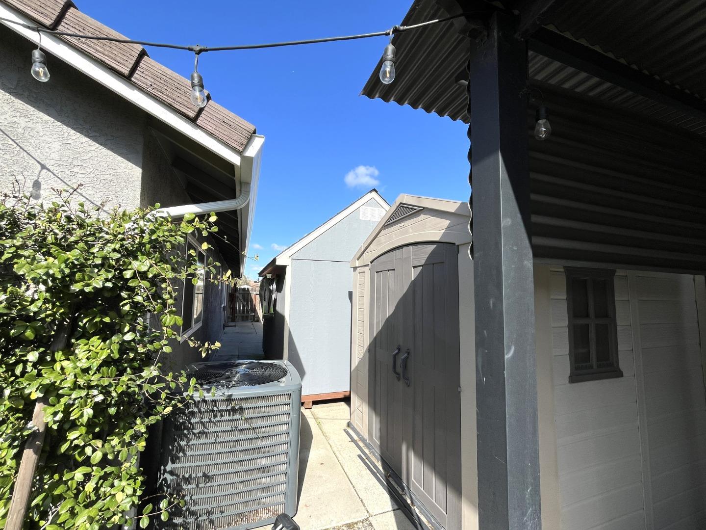 462 Chablis Way Manteca, CA 95337 - Photo 26 of 27