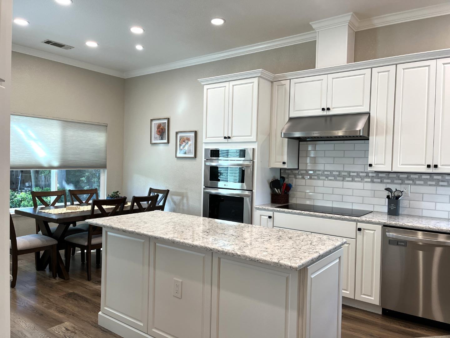 462 Chablis Way Manteca, CA 95337 - Photo 7 of 27