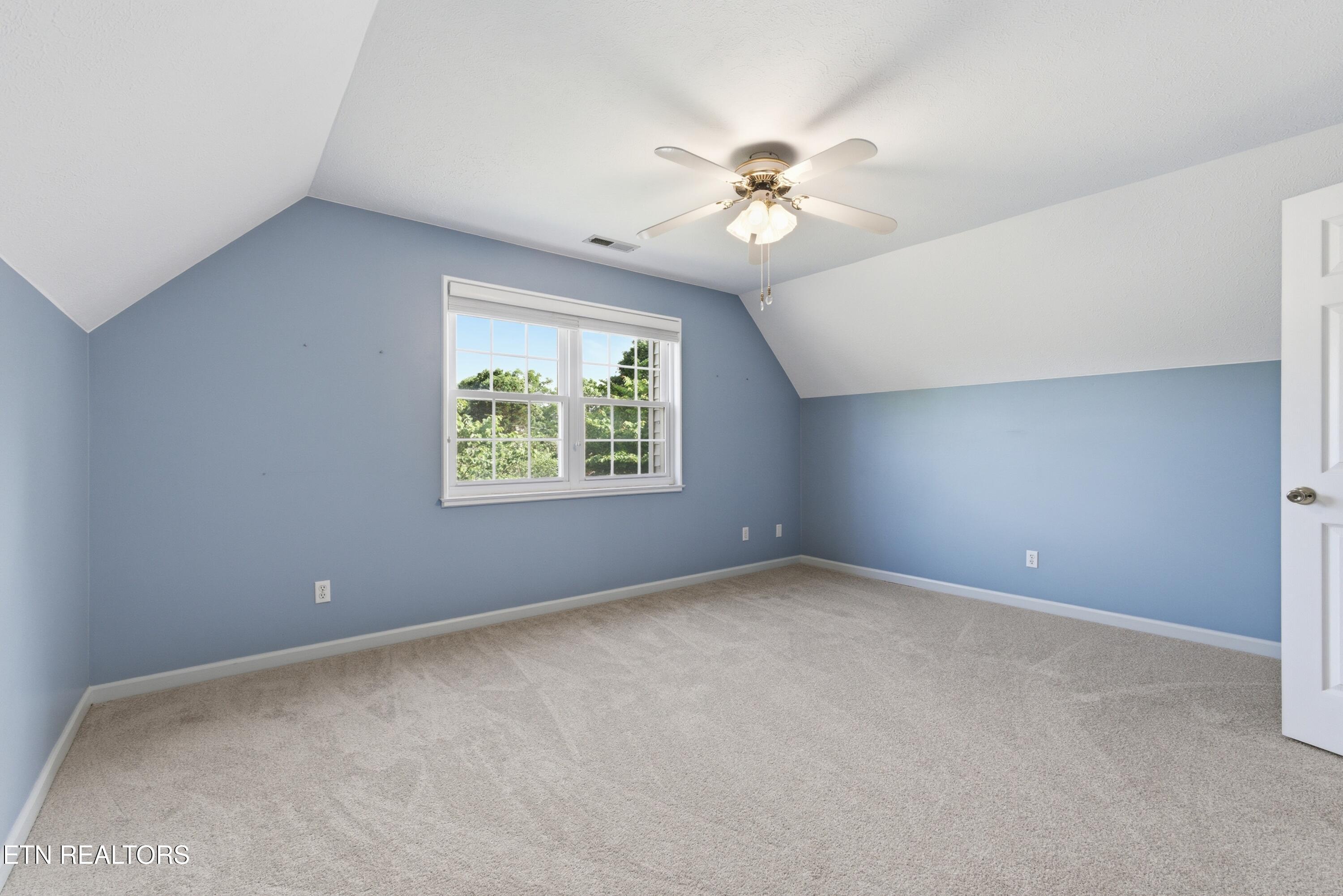 135 Rebel Road Harriman, TN 37748 - Photo 18 of 57 476W1080