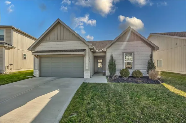 $394,000 | 17733 Houston Street, Gardner, KS 66030