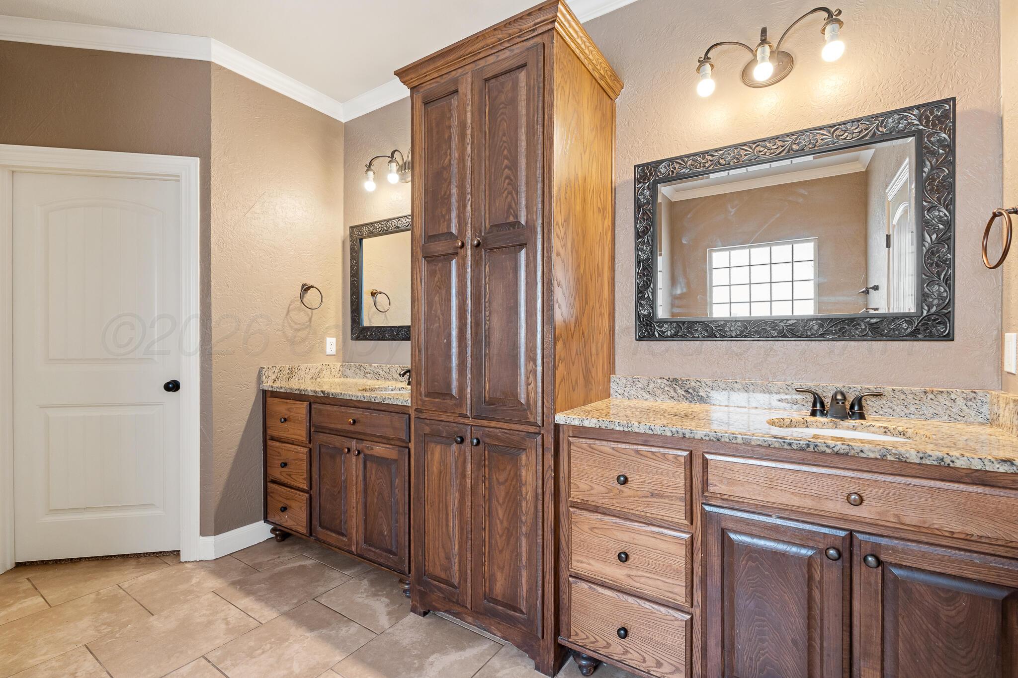 6903 Spring Cherry Lane Amarillo, TX 79124 - Photo 24 of 41 Primary Bath