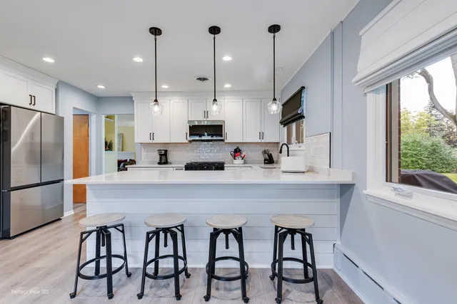 $369,900 | 2004 Boehme Street, Lockport, IL 60441