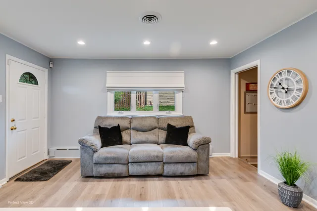 $369,900 | 2004 Boehme Street, Lockport, IL 60441