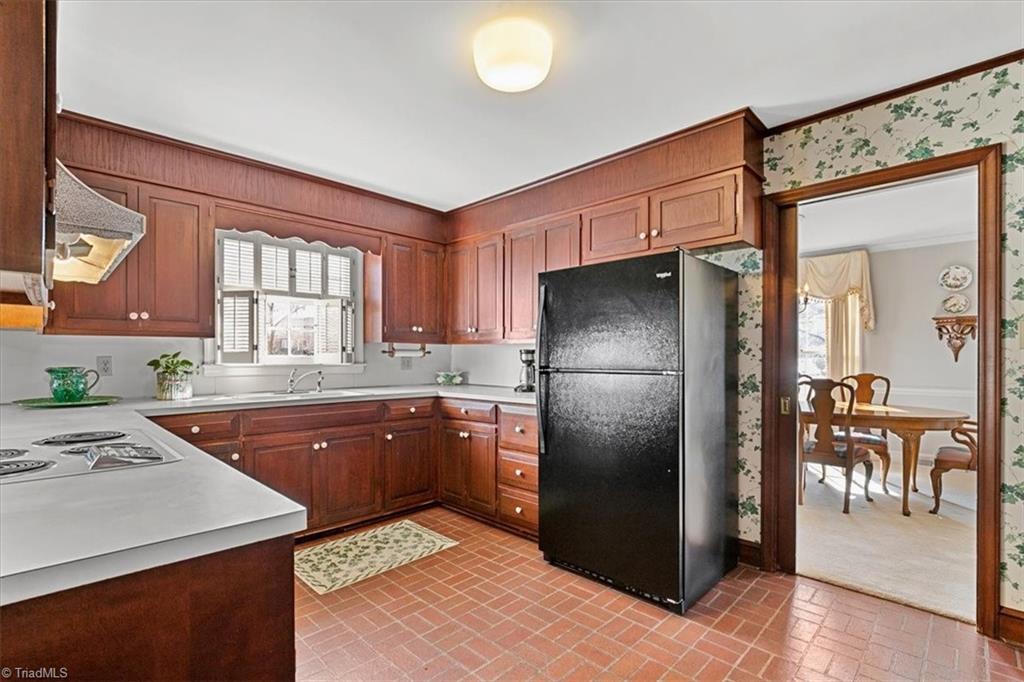 952 Nottingham Road High Point, NC 27262 - Photo 13 of 47 Gallery Image 13