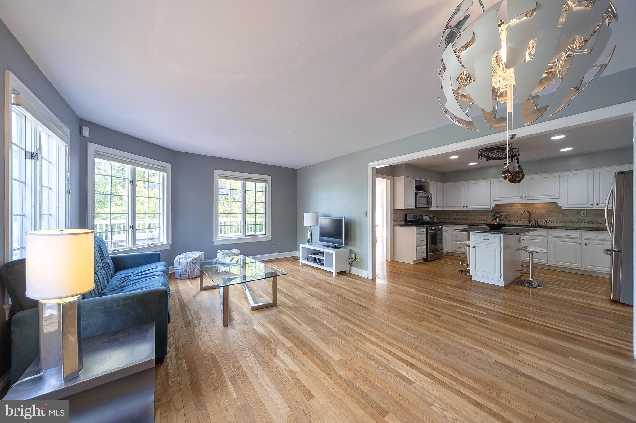 616 Scotch Road Pennington, NJ 08534 - Photo 8 of 46 Family room with area for breakfast table.