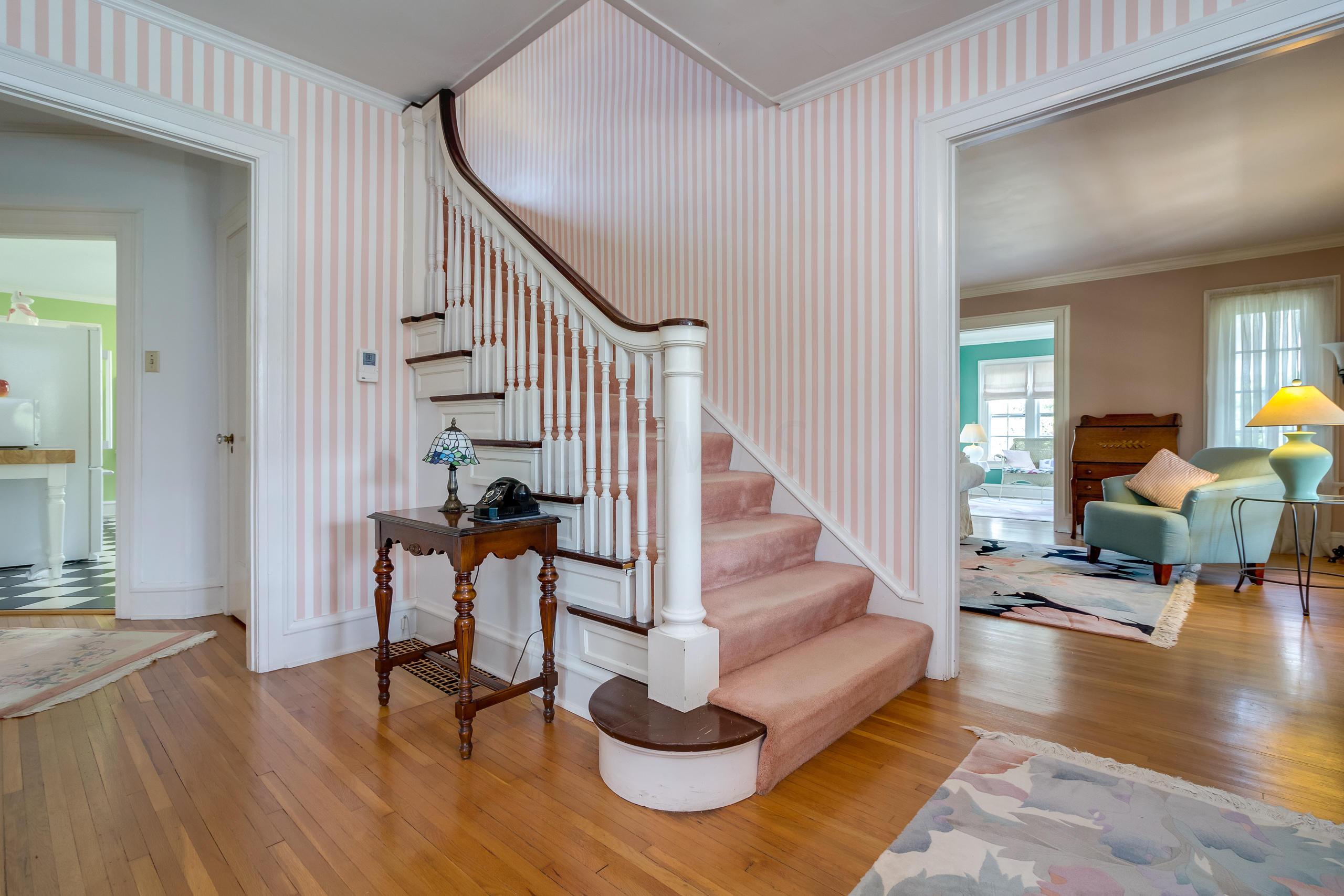 2090 Lower Chelsea Road Columbus, OH 43212 - Photo 9 of 49 Gallery Image 9