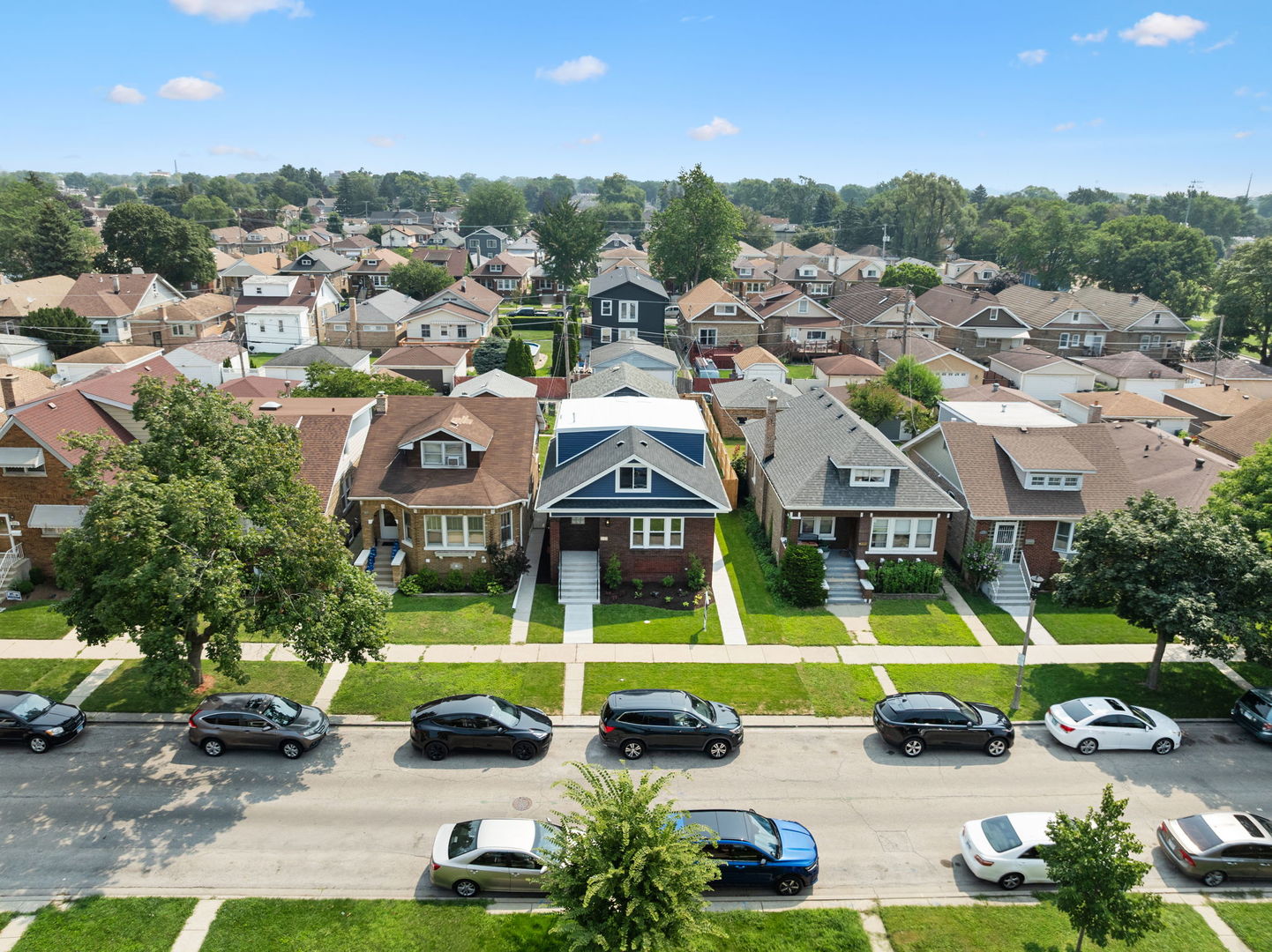 2733 Wesley Avenue Berwyn, IL 60402 - Photo 33 of 33 a view of a park with houses