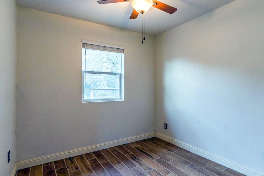 bedroom1