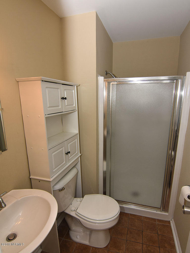 303 Millhouse Road Castle Hayne, NC 28429 - Photo 14 of 15 MillhouseMastr Bath