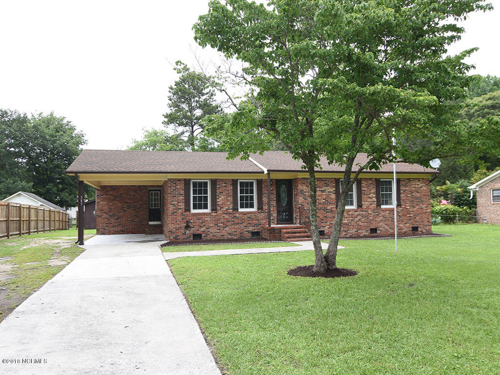 303 Millhouse Road Castle Hayne, NC 28429 - Photo 3 of 15 303 Mllhouse Rd 3
