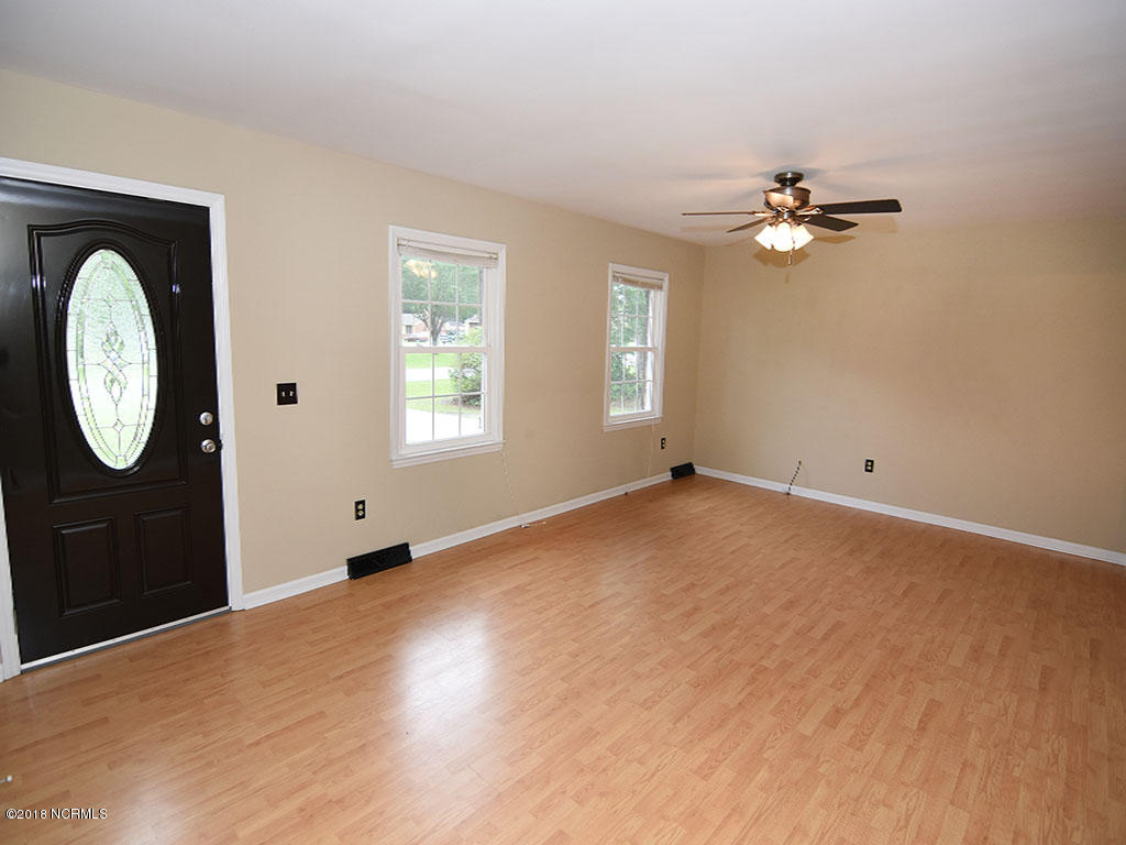 303 Millhouse Road Castle Hayne, NC 28429 - Photo 6 of 15 Family