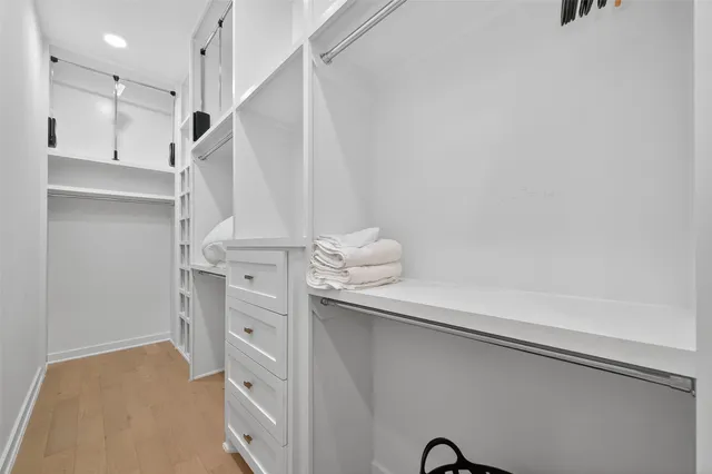 $2,700 | 2617 Live Oak Street, Houston, TX 77004