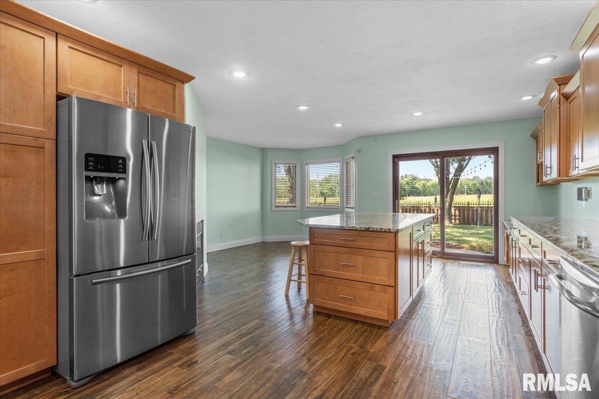 3989 Springer Lane Springfield, IL 62711 - Photo 11 of 41