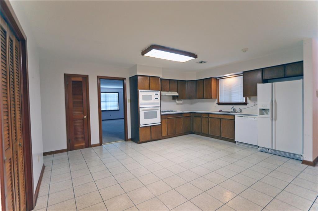 10104 Stacy Court River Ridge, LA 70123 - Photo 4 of 19 Gallery Image 4